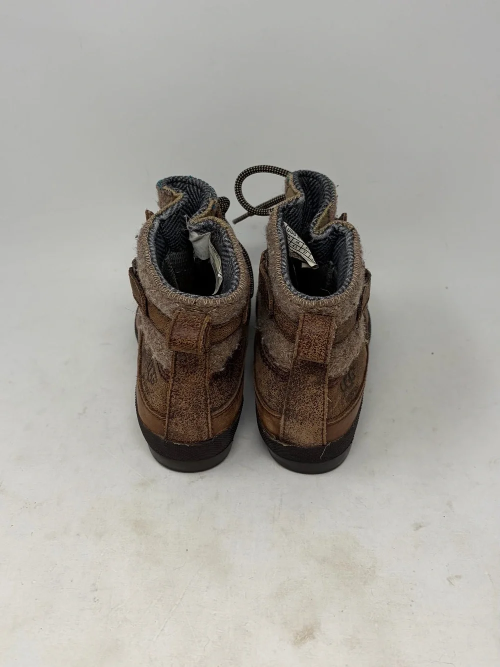 UGG Lina Duck Boot Size US 6